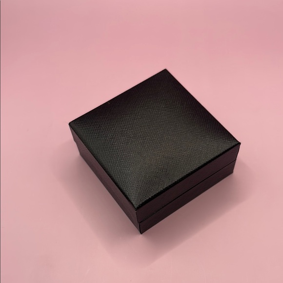 Funky Sterling Silver Mother of Pearl Teardrop Swirl Pendant Necklace - Picture 14 of 15